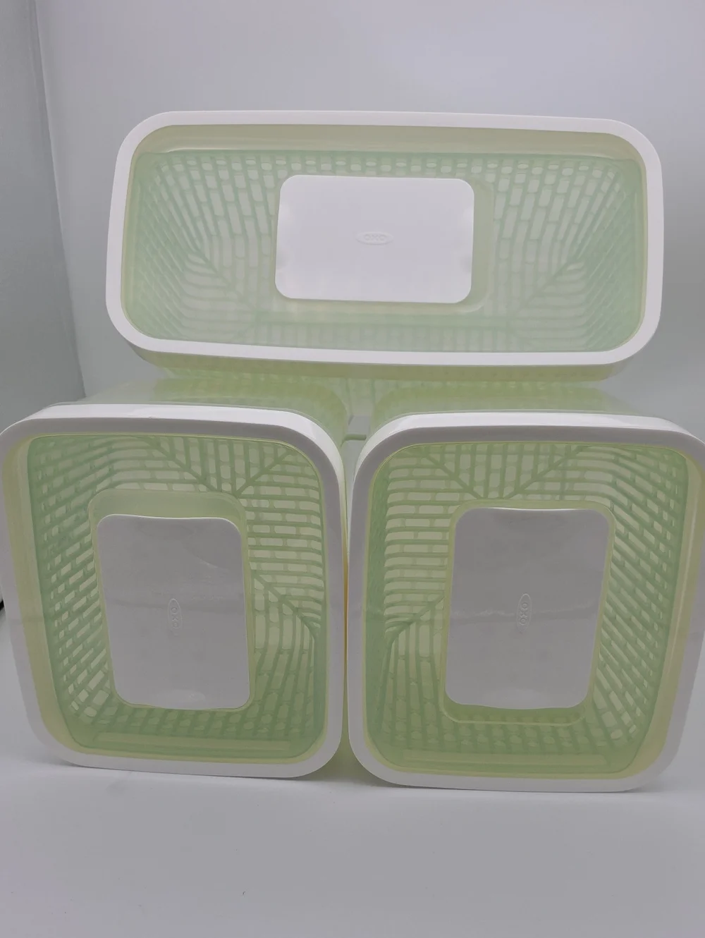 Oxo GreenSaver Produce Keeper 1 5Qt Large & 2 4.3 Qt Containers Lot of 3 total